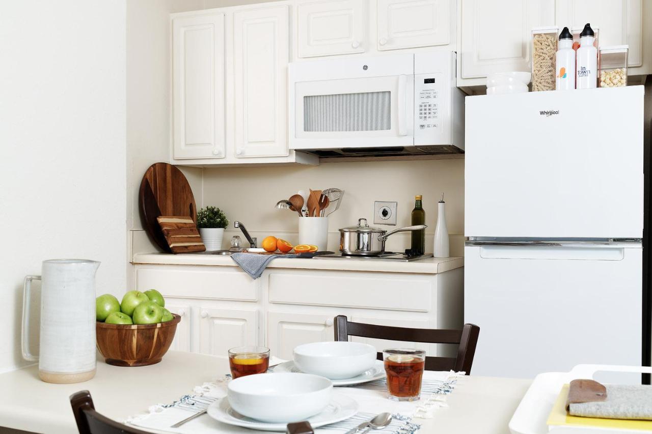 Intown Suites Extended Stay Houston Tx - Hobby Airport Bagian luar foto