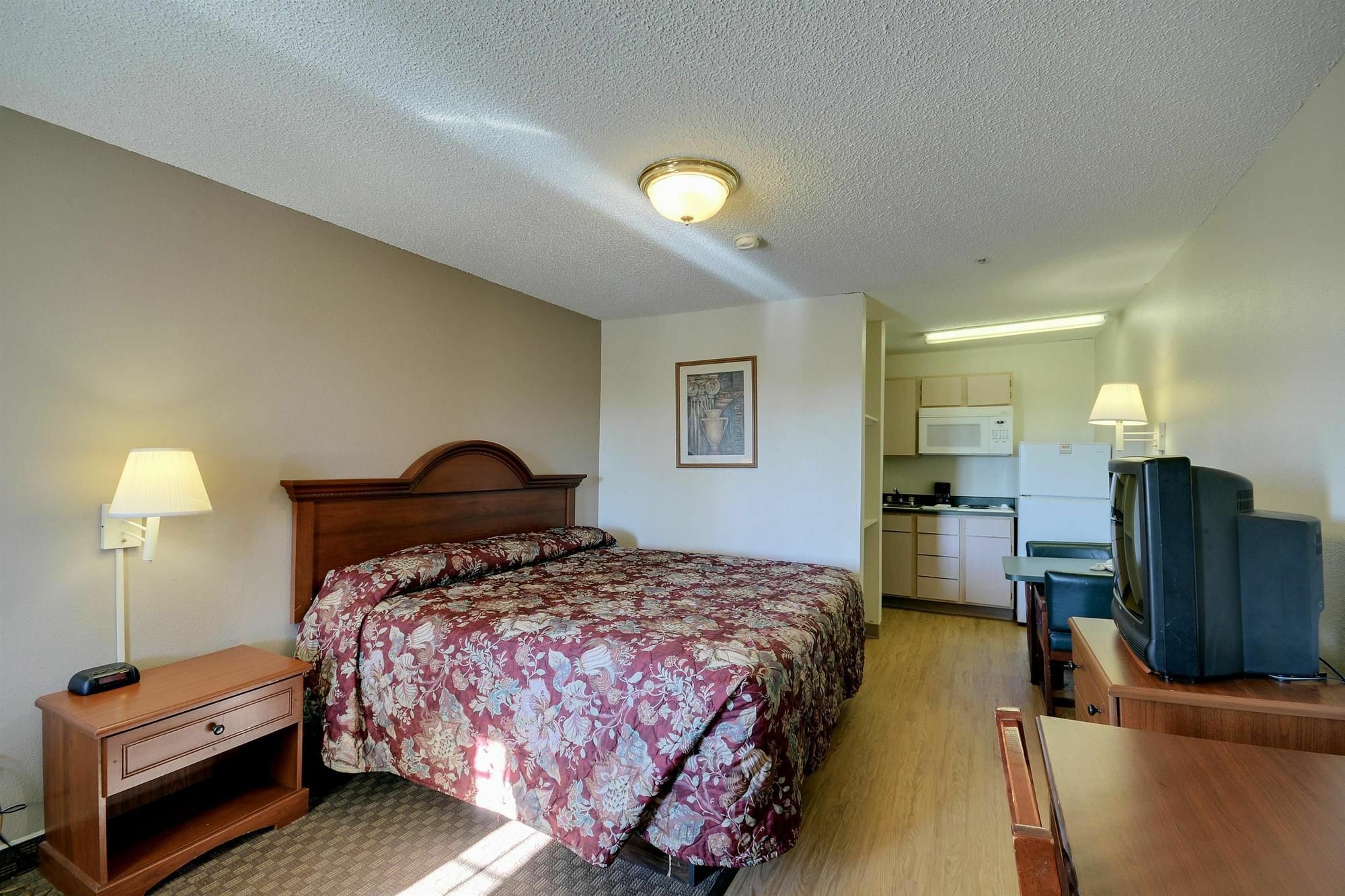 Intown Suites Extended Stay Houston Tx - Hobby Airport Bagian luar foto