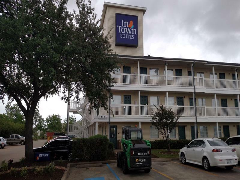 Intown Suites Extended Stay Houston Tx - Hobby Airport Bagian luar foto