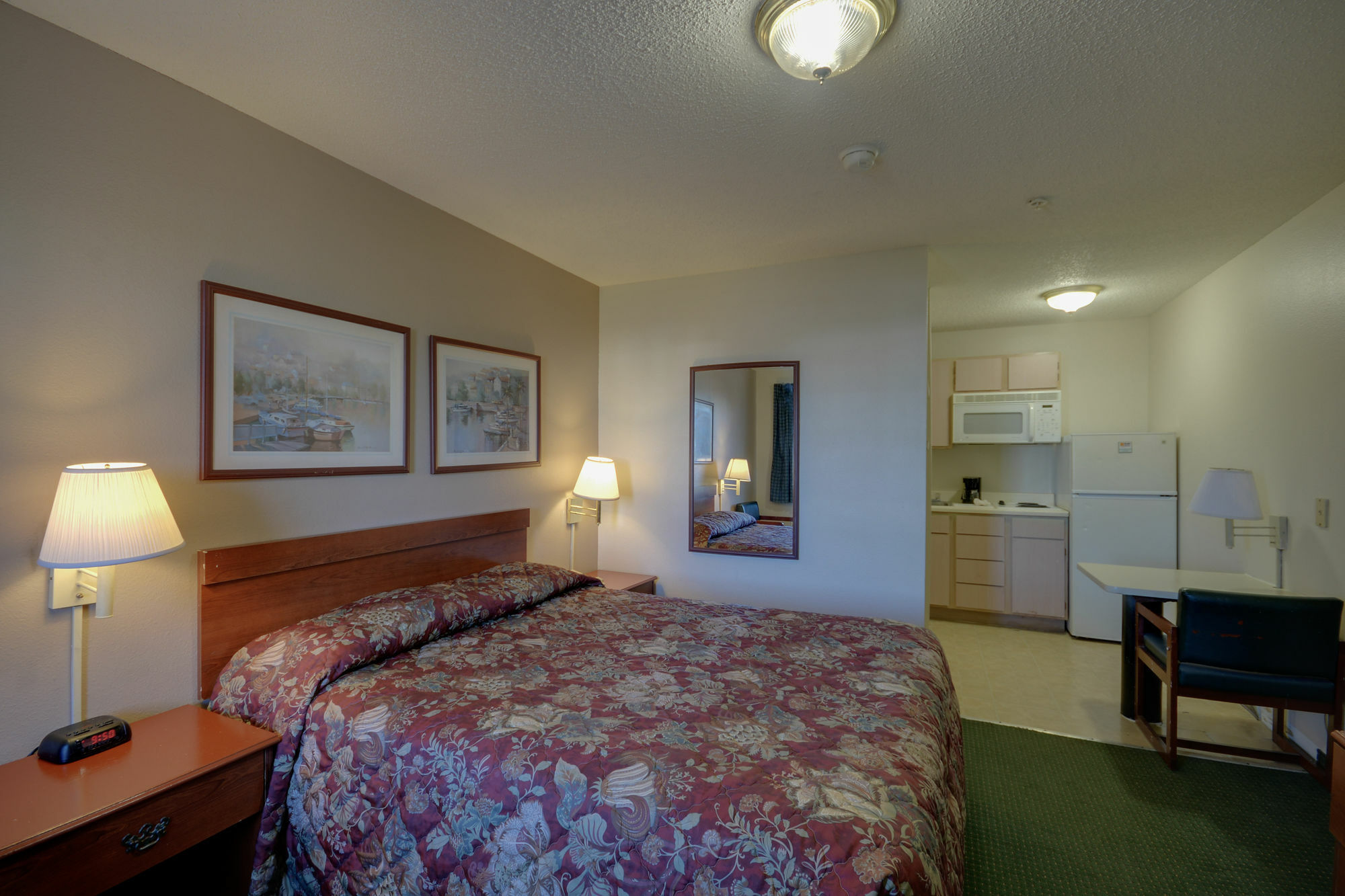 Intown Suites Extended Stay Houston Tx - Hobby Airport Bagian luar foto